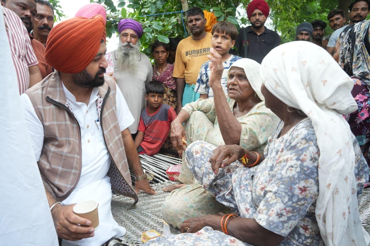 ਹੜ੍ਹ ਪ੍ਰਭਾਵਿਤ